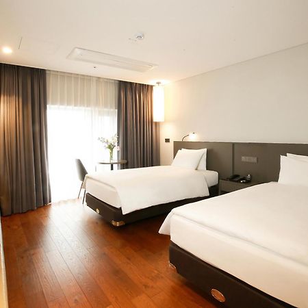 Westernlife Hotel Iksan Bilik gambar