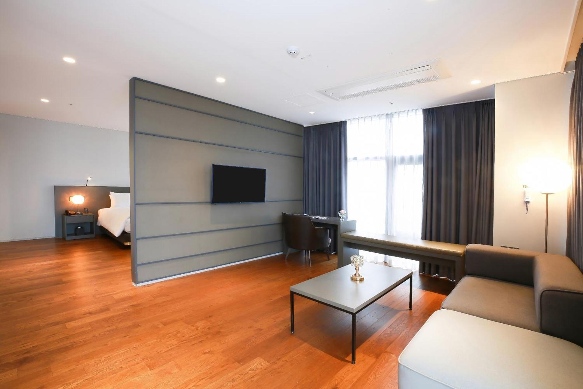Westernlife Hotel Iksan Bilik gambar